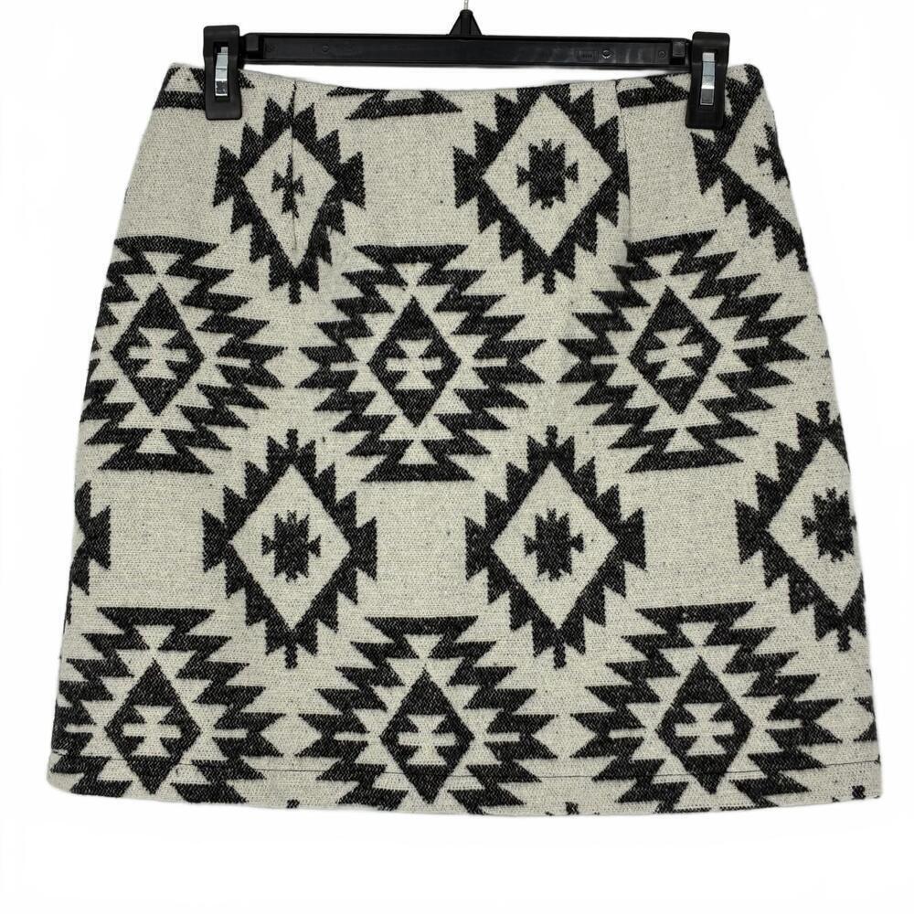 Grace & Emma Faux Wool Black and Cream Patterned Skirt NWT Large